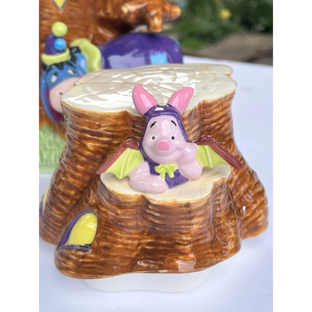 Winnie the Pooh & Friends Halloween Cookie Jar 1999 Vintage Disney, Original Box